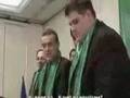 Gigi Becali si Mircea Badea cantand