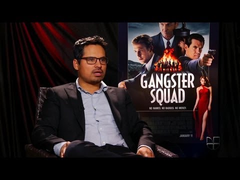 Univision News - Actor Michael Peña Talks Memes and What's Gangster or Not