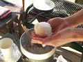 Onigiris o bolas de arroz japonesas Onigiris o bolas de arroz japonesas