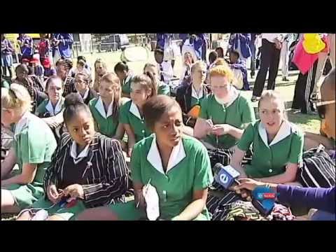 “Dit bring ons saam” / “It unites us” “Dit bring ons saam” / “It unites us”