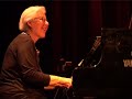 intakt records presents:

jubilee concert

les diaboliques
ir�ne schweizer
maggie nicols
jo�lle leandre

all alone (irvig berlin/lyrics m. nicols)

a dingo and fox film
recorded at jazzclub moods, zurich, march 3, 2006 at the intakt-jubilee-festival (20 years intakt records)
cameras: j�rg and marianne rufer
audio engineer: willy strehler, klangdach
editing and dvd-production: j�rg rufer
produced and published by intakt records, patrik landolt

�2006, intakt records
www.intaktrec.ch