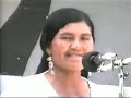 LETRA,T'kita malvas t'ikita,Ay palomita...Ch'usa ch'askañawisitaFlor de Granadas florcitaQ'ayallachu wañupusaq,Ay palolita,Minchhallachu p'anpakusaqFlor de Granadas florcitaHallp'amanta ruwasqa kaniAy palomita,Hallp'allamantaq tukusaqFlor de Granadas florcitaHallp'aman ruwasqa kanchiq,Ay palomita...Hallp'allamantaq tukusun!Flor de Granadas florcitaSalgan  vívoras del monte,Ay palomita,Pícame con tu veneno,Flor de Granadas florcitaAvísame francamenteAy Palomita,para buscar otro dueño,Flor de Granadas florcita====TRADUCCION CASTELLANA====Flor de Malvas, mi florecita... Ay palomitaLa de las largas y revueltas pestañas, .....la de ojitos de estrellitasFlor de Granadas florcitaA lo mejor mañana llegue mi hora final...Ay palomita... y pasado mañana  mi funeralNoHay tragedia porEllo,hecho estoy de tierratierra y polvo volveré a ser al final!!Flor de Granadas FlorcitaY así es, estamos hechos de tierra...Ay palomita,Polvo y tierra seremos al finarl!Flor de Granadas FlorcitaSalid Vivoras del monte!pícadme con tu venenoy avísme francamentepara buscar otro dueñoFlor de grandas florecitaF I N=====Cholita valluna bailando este conocido huyño potosino, el mismo se publico en 1969, fue muy popular en su tiempo, todas las escenas y paisajes son de Pòtosi, excepto la cholita que aparece bailando, es una cholita qochala de la poblacion de Caramarca, Cochabamba, es Cristina Caballero, tiene una linda voz ademas que baila con mucha gracia. En este programa aparece bailando este wayño potosino, pero lo baila con  estilo qochala, dando de palmaditas ritmicas en ela aire, al mismo tiempo que se balancea ligera y delicadamente de un lado para el otro, exprezando atravez del gesto y movimiento la emocion del momento, mientras simultaneamente esta zapateando y girando sobre  si,girando Este estilo es muy propio de los valles y permite al danzante expresar su alegria de diverso modo.Los Pocoatenos fueron un gran conjunto de musica vernacular, local, nos han dejado tantas y tantas bellas composiciones, entre ellas, Orgullosa Pocoatenha, Angelica, Salaque, Viudita, y mucho mas, muchas de sus composiciones las siguen tocando por toda Bolivia aun los conjuntos nuevos, agarran una cancion la interpretan sin anotar los autores de tal y cual cancion. Espero que sigan publicando sus canciones, pues nuestros paisanos lo siguen buscando. yo tengo casi toda la coleccion, de cuando publicaron sus discos muy antiguos y originales, Presento esta cancion aqui para que los jovenes se enteren y sepan algo del folklor del siglo pasado, que del presente se ocupen otros.
