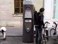 City bike rental debuts in Paris, France