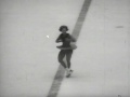 Sjoukje Dijkstra wint eerste gouden plak voor Nederland op de olympische winterspelen te Insbruck Als 14 jarige eindigde ze als twaalfde in 1956. In 1960 won ze zilver en in 1964 won ze GOUD. Ze werd 5 x Europees kampioen in 1960,1961, 1962, 1963, 1964. 3 x wereldkampioen in 1962, 1963, 1964. Ze werd 5 x sportvrouw van het jaar in 1960, 1961, 1962, 1963 en 1964.