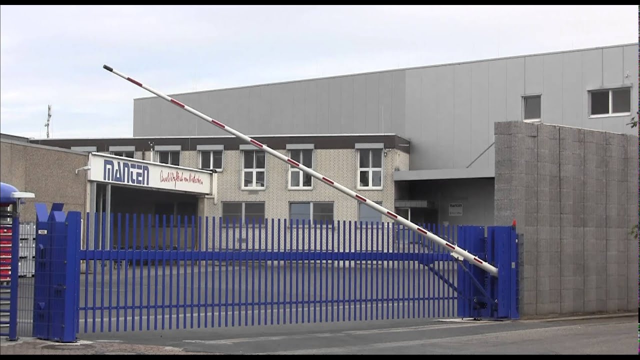 2015 - Sesampoort met slagboom (www.sesampoort.nl)