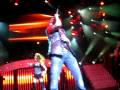 WISIN Y YANDEL BESOS MOJADOS