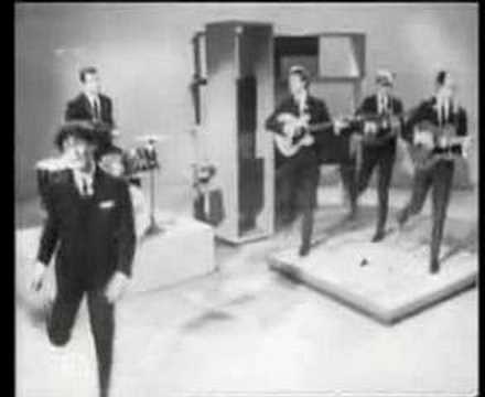 Freddie & The Dreamers On Blue Peter