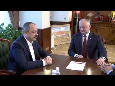 Igor Dodon a semnat Decrete privind numirea a trei consilieri ai Președintelui