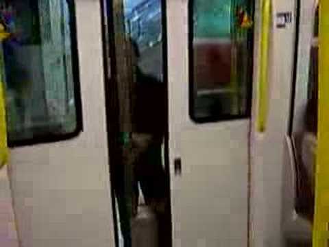 西鐵世紀列車 door open