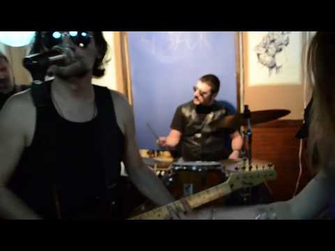 Barikade - Silazim u podzemlje (official)