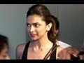 Deepika Padukone avoids posing with Sidhartha Mallya at an event