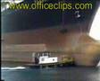 KAZA! b�y�k gemi k����e demir atar!!