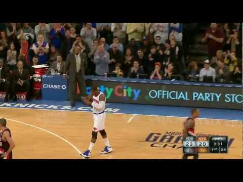 stoudemire - Watch Amar'e Stoudemire's season debut after returning from knee surgery. Visit nba.com/videos for more highlights.