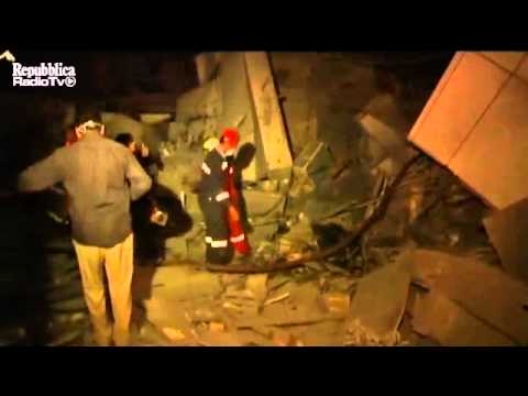 NATO bombs Kadhafi office