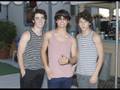 JONAS BROTHERS.