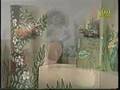 פרפר נחמד - ילדים ומטריה