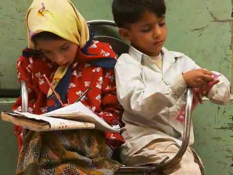 Peace &amp; Friendship Drawings - Children of Iran (Short)
