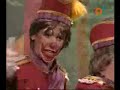 Tango dedicado a Puerta: coro \"Con faldas y a lo loco\"