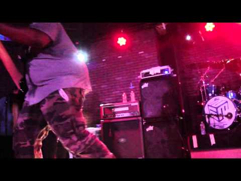 DANA BALDZIKOWSKI - June 3, 2012 Part 3 of 4 Front Row Center with SUICIDAL TENDENCIES at The Avalon. I SAW YOUR MOMMY Six The Hard Way (disco version) I WANT MORE CYCO MIKO DAN...