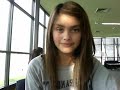 Una joven que tiene el talento de hacer bailar las cejas al ritmo de la música. Este y muchos otros videos más en www.videostube.net