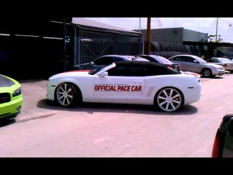 Dayan Viciedo, Chicago White Sox's Camaro Indy 500 Pace car