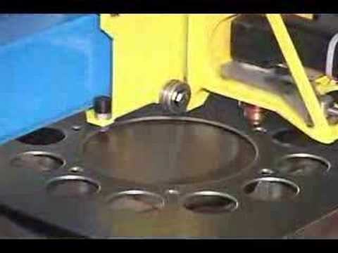 plasmacam - CNC cutting system cutting a sprocket. Visit http://www.plasmacam.com or call (719) 676-2700 for the full demo video.