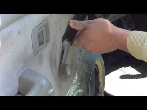 How to Remove Door panel 02 Toyota Tacoma