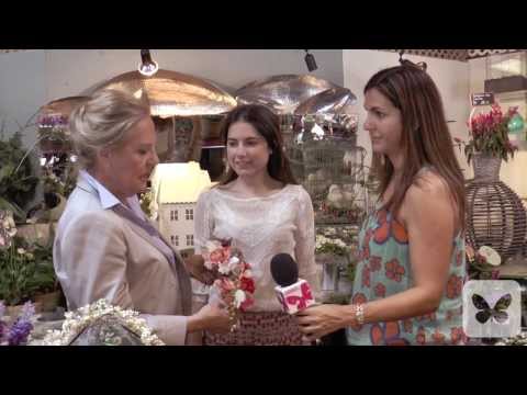 Tocados y coronas de flores para novias
