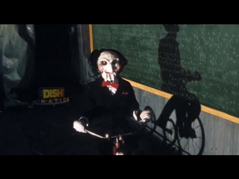Math Teacher Screens Horror Movie to Sixth Graders!