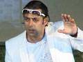 Delhi girl slaps Salman Khan MMS ...What Rubbish?