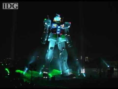 0 Japans Gundam Robot Victorious in Battle With Chinese Rival picture