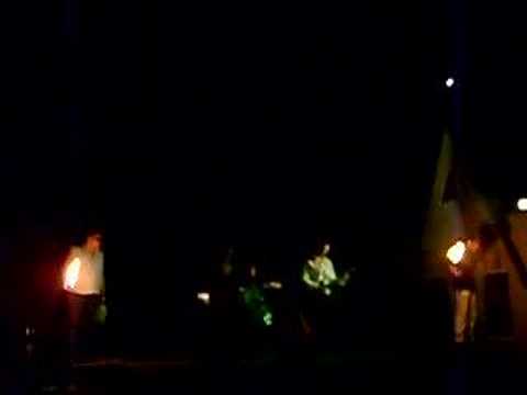 Vuurspugen Grease feest  Albert ...