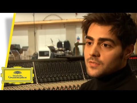 Miloš Karadaglic plays Albéniz, Tárrega and others (Interview)