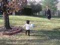 videos de Zahra Playing Soccer with her Uncle