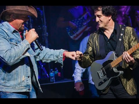 Shea Welsh joins Toby Keith onstage at Austin City Limits