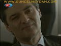 Programın tamamı için: www.guncelmeydan.comBanu Avar, Lizbon anlaşmasıyla gelişmeyi durduran, katılımı yasaklayan, bayrağından, marşından, anayasasından ve hatta adından vazgeçen Avrupa'yı anlatıyor.17 Avrupa ülkesinin üst düzey siyasileri, sivil toplum örgütü temsilcileri, sanatçıları aydınları ve halkı, Avrupa'yı anlatıyor.Sınırlar Arasında, ziyaret ettiği 17 Avrupa ülkesinin ekonomik çelişkilerini, sosyal çıkmazlarını, Türkiye'ye bakışını ekrana getiriyor.Avrupa'da yükselen ırkçılık ve yabancı düşmanlığı, Avrupalının yaşam standardı, Avrupa'da intihar istatistikleri, kadının durumu ve aile içi şiddet irdeleniyor, Avar'ın özel röportajlarıyla, Avrupa Avrupa'yı anlatıyor.17 Avrupa ülkesinden yüzü aşkın röportajdan süzülmüş çok özel bir Sınırlar Arasında klasiği önce TRT'de sonra www.guncelmeydan.com'da :)