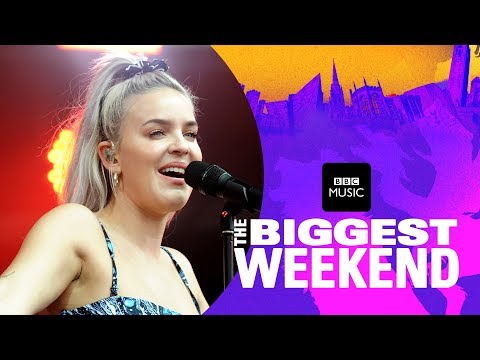 Anne-Marie - 2002 (The Biggest Weekend)