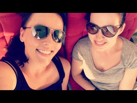 112 - Welkom op het youtube channel Beautygloss! Hier vind je dagelijkse vlogs en meerdere malen per week een beautyvideo. Ik maak deze video's met veel liefde en ik hoop dat je er iets uit kan halen...