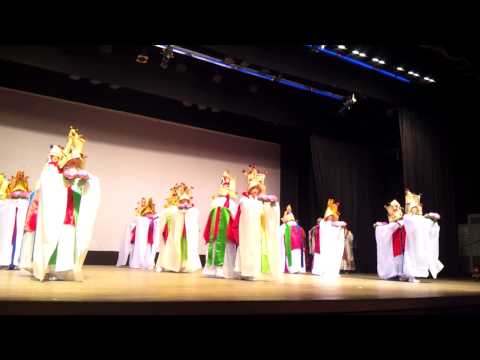 2013학년 수료식 - 불교무용(공양무 나비춤)