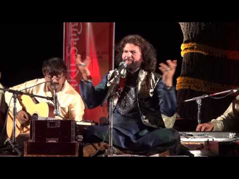 Hans Raj Hans Live Kachhe Dhaage Sadi dil Jaan bhi tu mangna at nehru park 2012.MP4