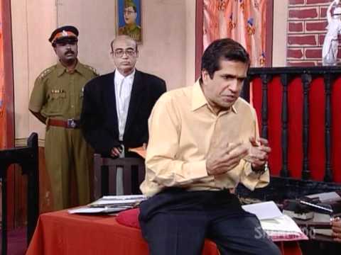 Darshan Zariwala - Raj is an immensely talented painter who is about to marry a pretty girl Swati. At the same time his close friend Mehul is trying to impress Rosie. He does s...