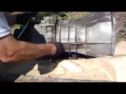 How to replace Hyundai H-1 Startex van gearbox oil