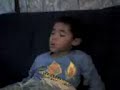 bebê sonâmbulo