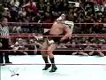 Mankind � esmagado por Big Show