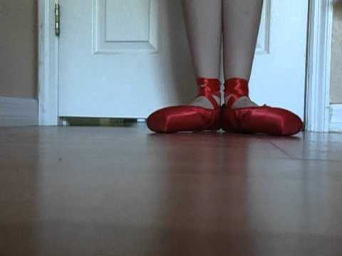how to dye pointe shoes red