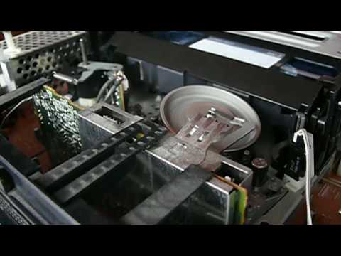 how to remove vhs tape stuck in vcr