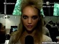 backstage milan fashion week sep 2004 : gemma ward
credit to supermodels.nl