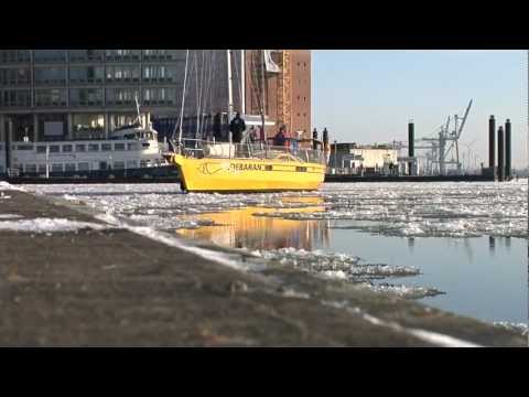 Eisige Elbe - Überführung der ALDEBARAN von Glückstadt nach  ...