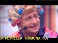 Bonolis (vestito da mamma) e Renato Zero