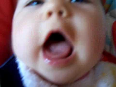 Fou rire de b�b�.
